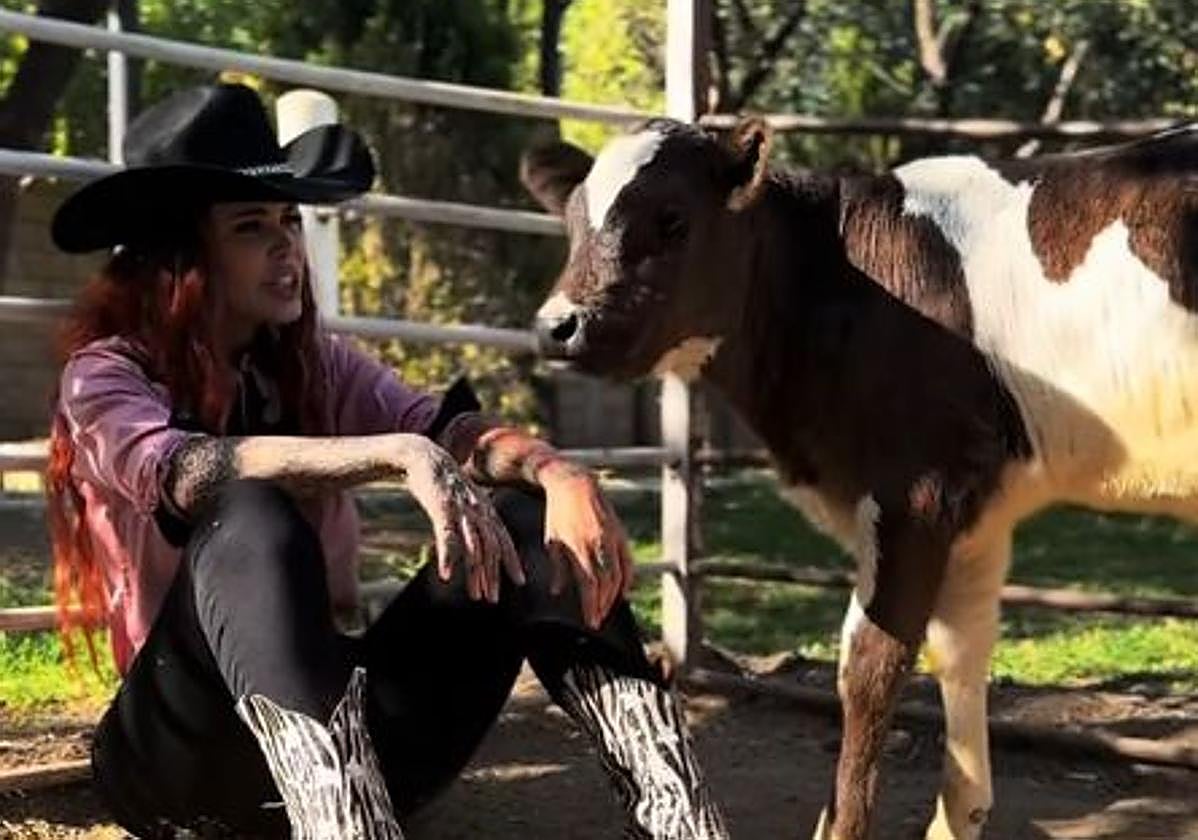 Muere a los 31 años Elena Larrea, activista, modelo de Only Fans y